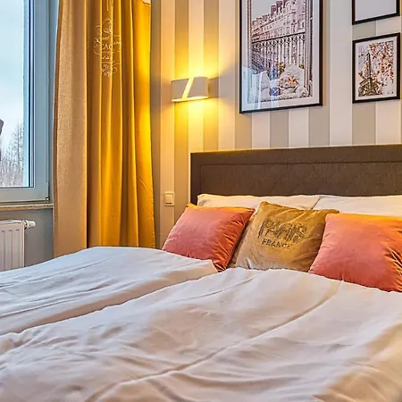 Francuski - 5d Apartment